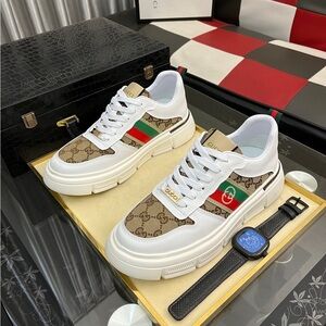Gucci White and Brown Loafers with Green and Red Accents